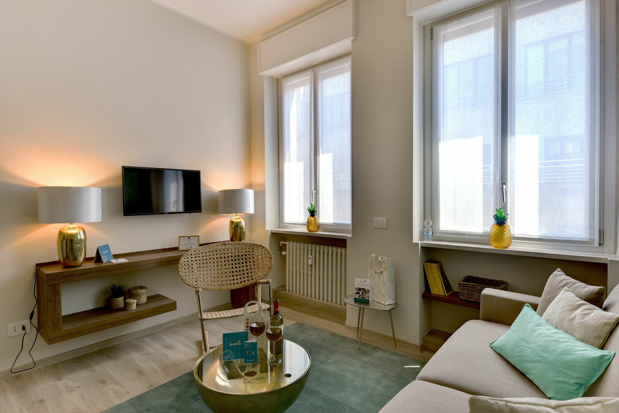 Sweet Inn Apartments - Dogana ميلان المظهر الخارجي الصورة